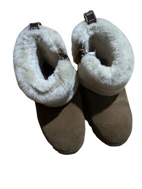 UGG Kids Fluff Bow Mini Boots - Chestnut - Size 11